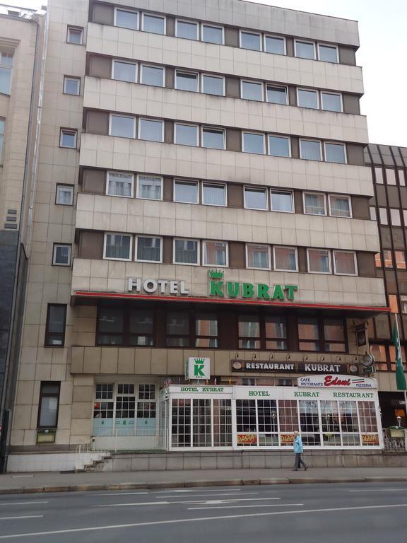 Hotel Kubrat Am Checkpoint Charlie Берлін Екстер'єр фото
